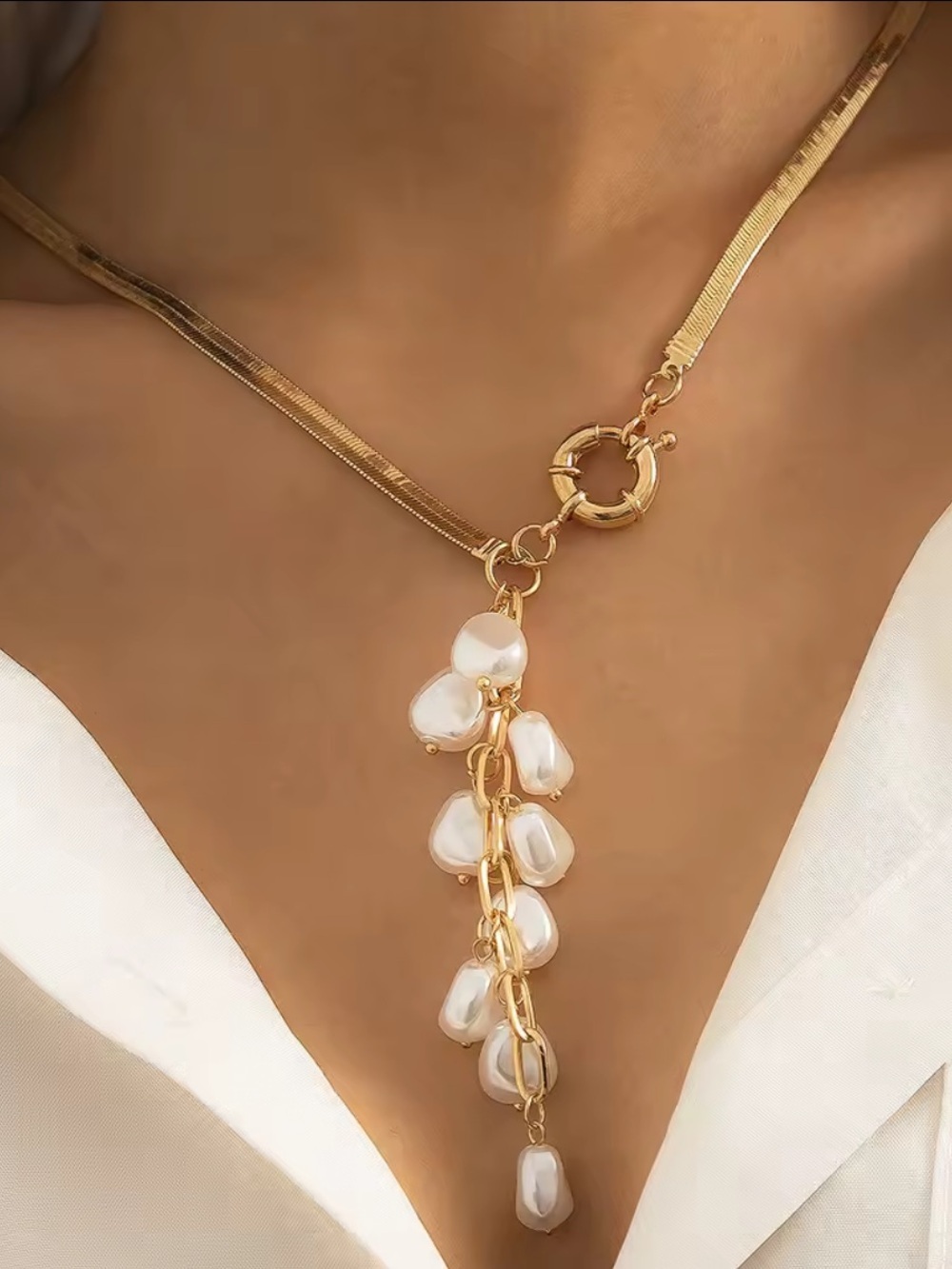 Golden Drift Pearl Lariat Necklace